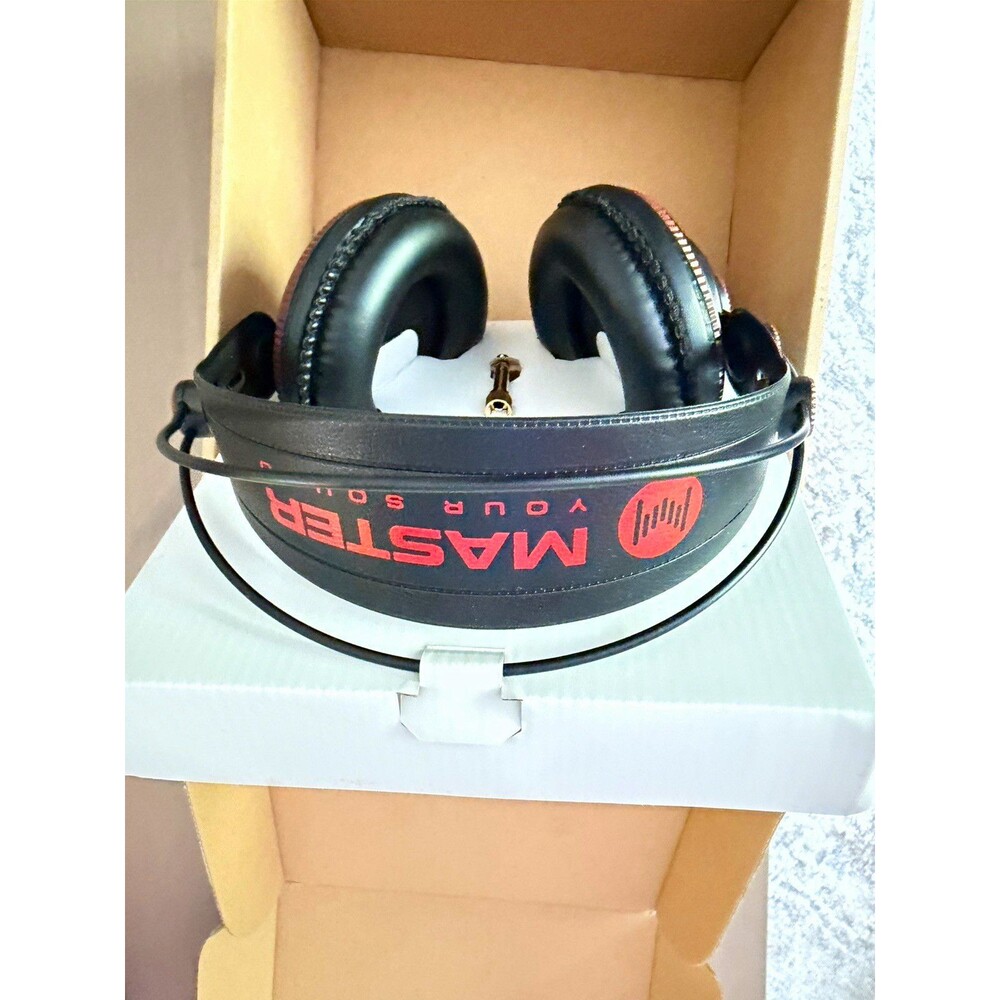Master MHPRO10 Full Range Professional Studio Recording Monitoring Headphones